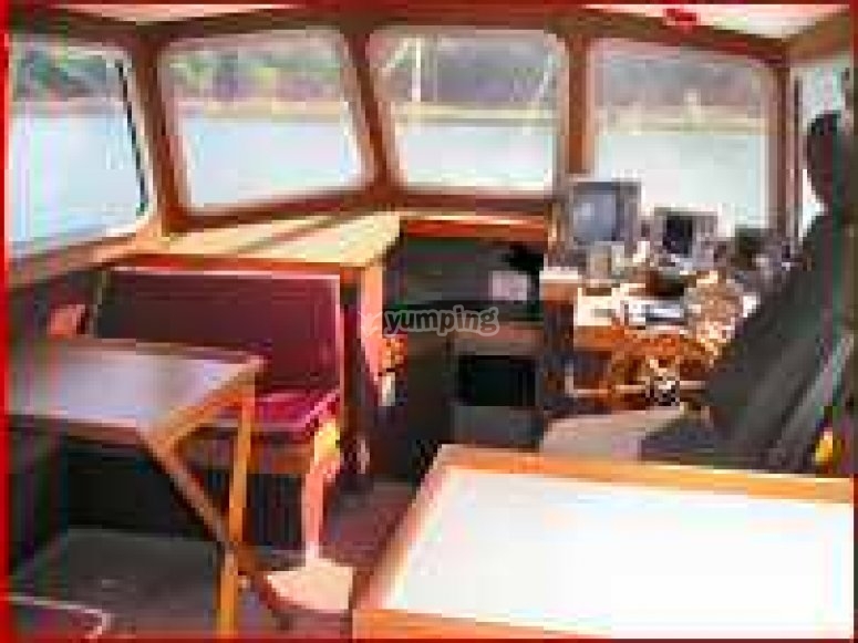 Broadside Boat Charter, prices and bookings 2024